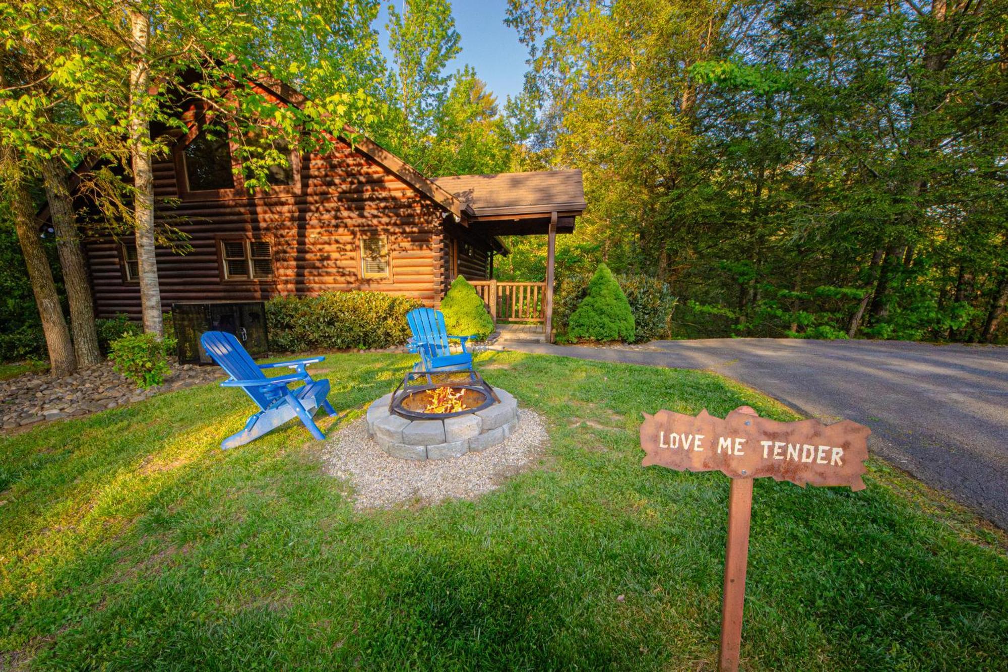 Love Me Tender Studio Cabin Sevierville Værelse billede